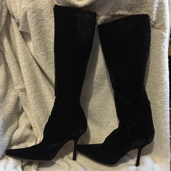 Elegant Black Knee-High Women's Boots - Picture 1 of 1